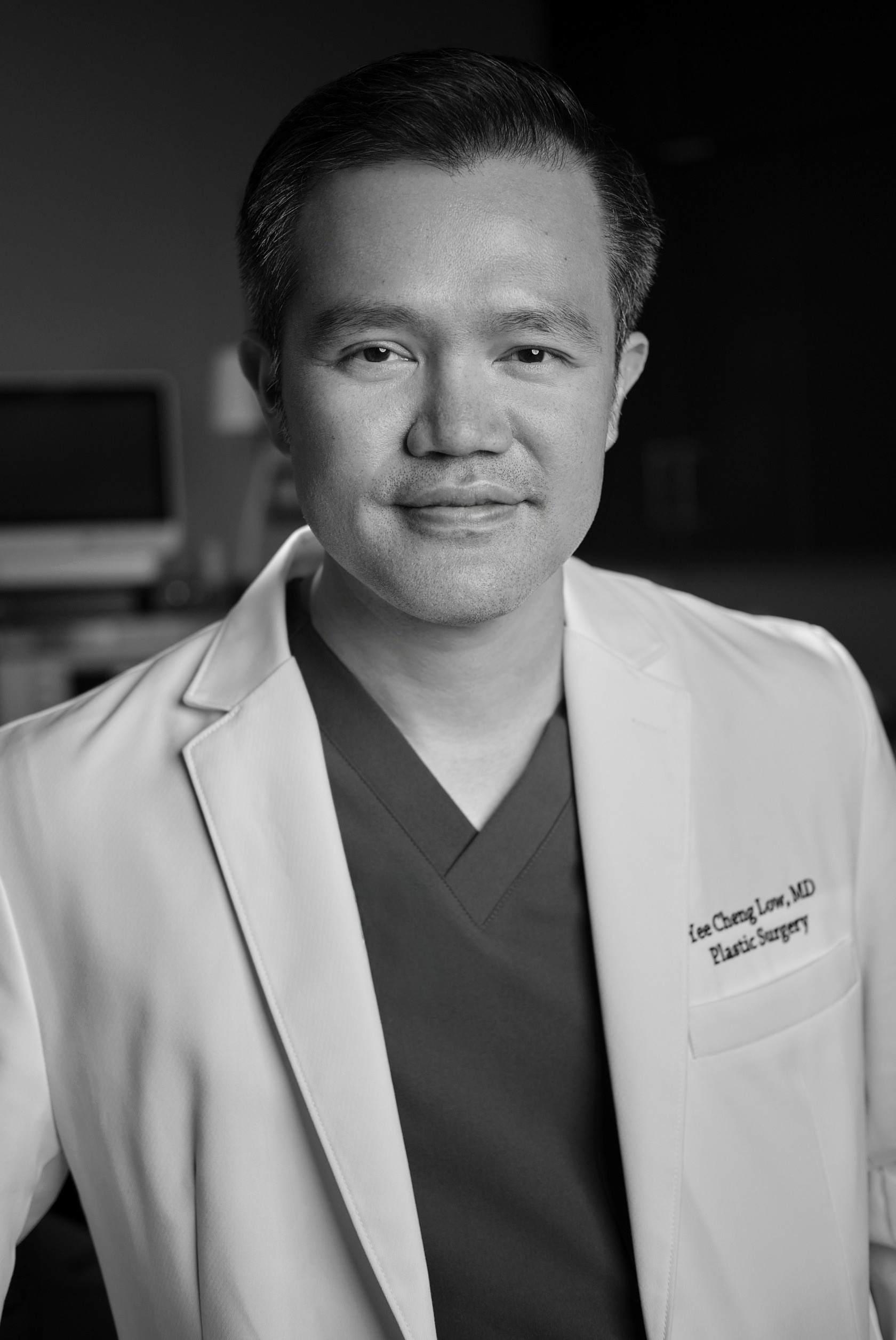 Yee Cheng Low, MD