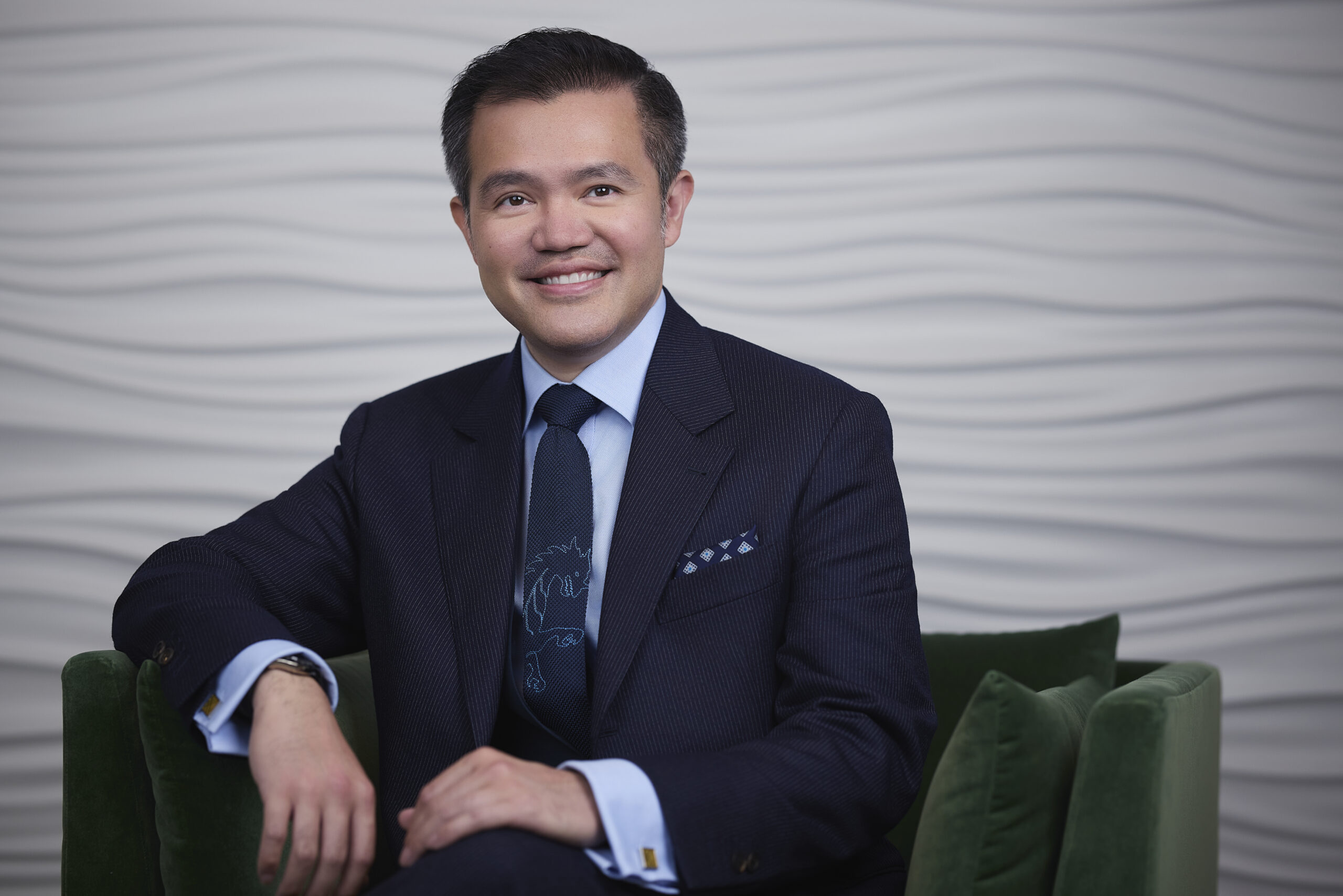 Dr. Yee Cheng Low